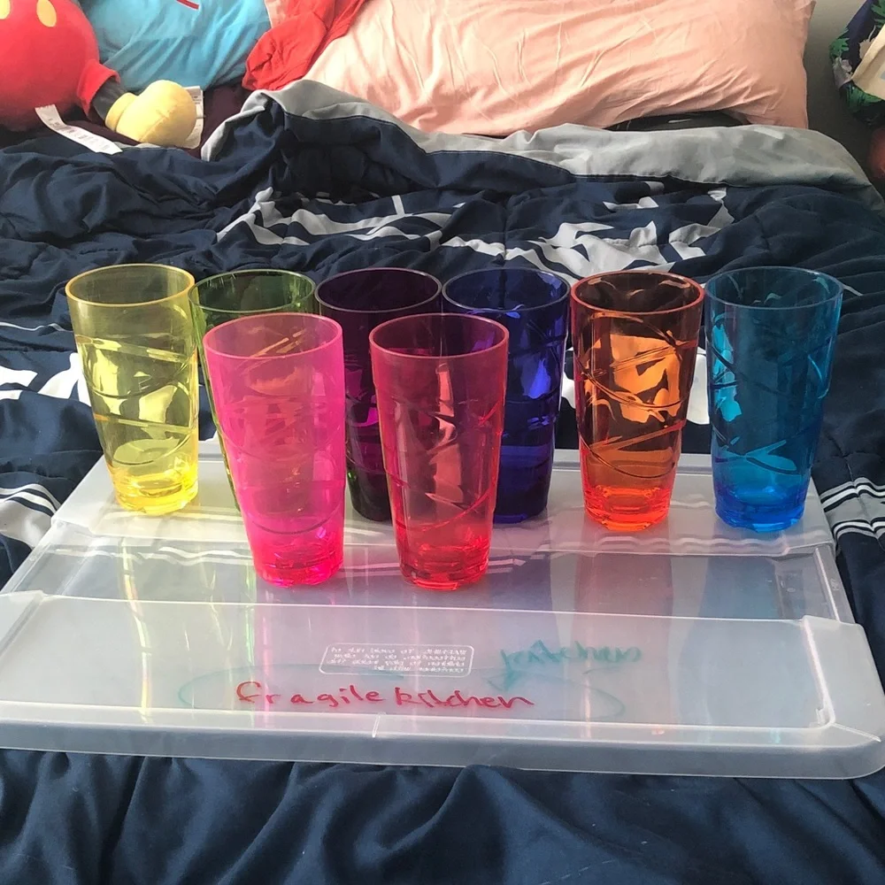 Multicolor Acrylic Drinking Glasses - Set of 8 ❣️Ship Alone❣️